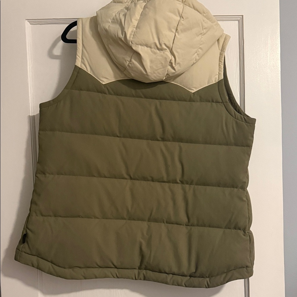 Patagonia Two-Tone Hooded Vest in Olive and Beige - Picture 4 of 4